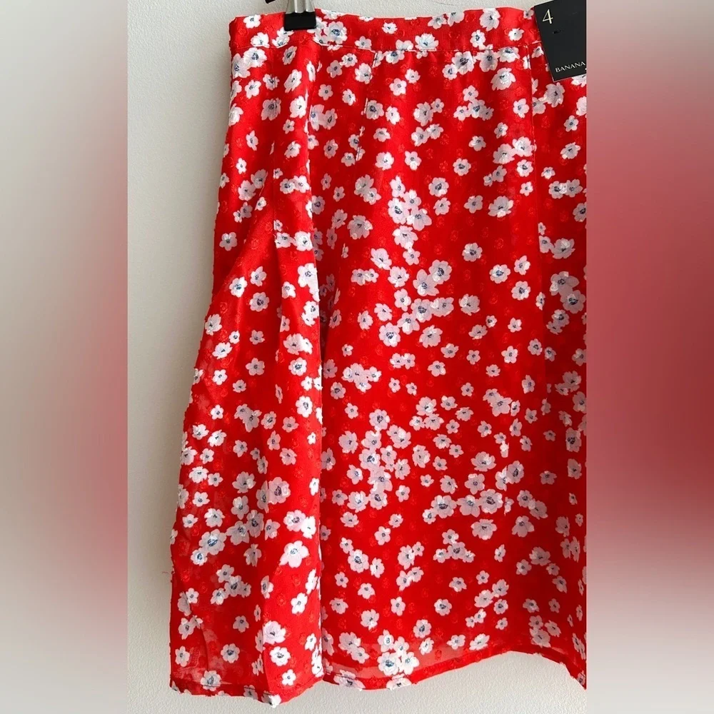 Banana Republic Floral Mini Skater Skirt, Red/White, Size 4, NWT